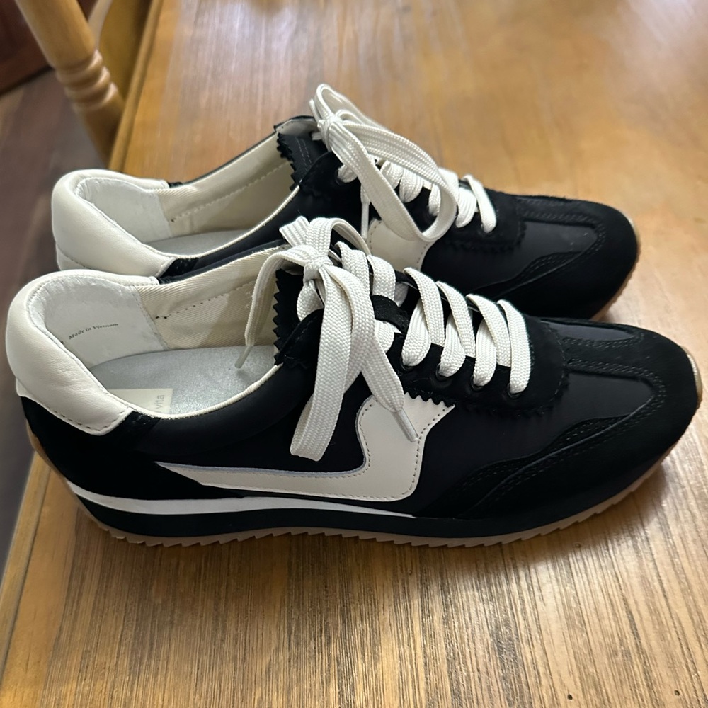 NIB Dolce Vita Black Nylon Suede Sneakers size 9